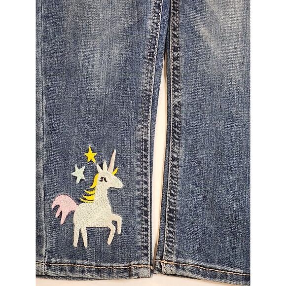 New Girls Embroidered Denim Bib Overalls Size 4T Unicorn Rainbow Toddler Jeans - Picture 4 of 6